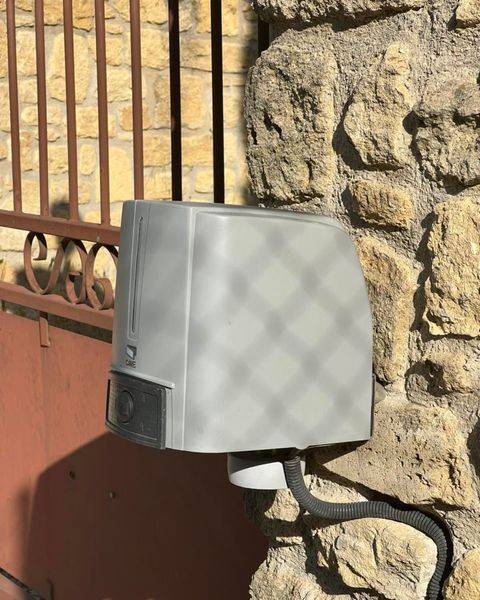 Motorisation de portail battant en acier avec moteur Came à Salon de Provence