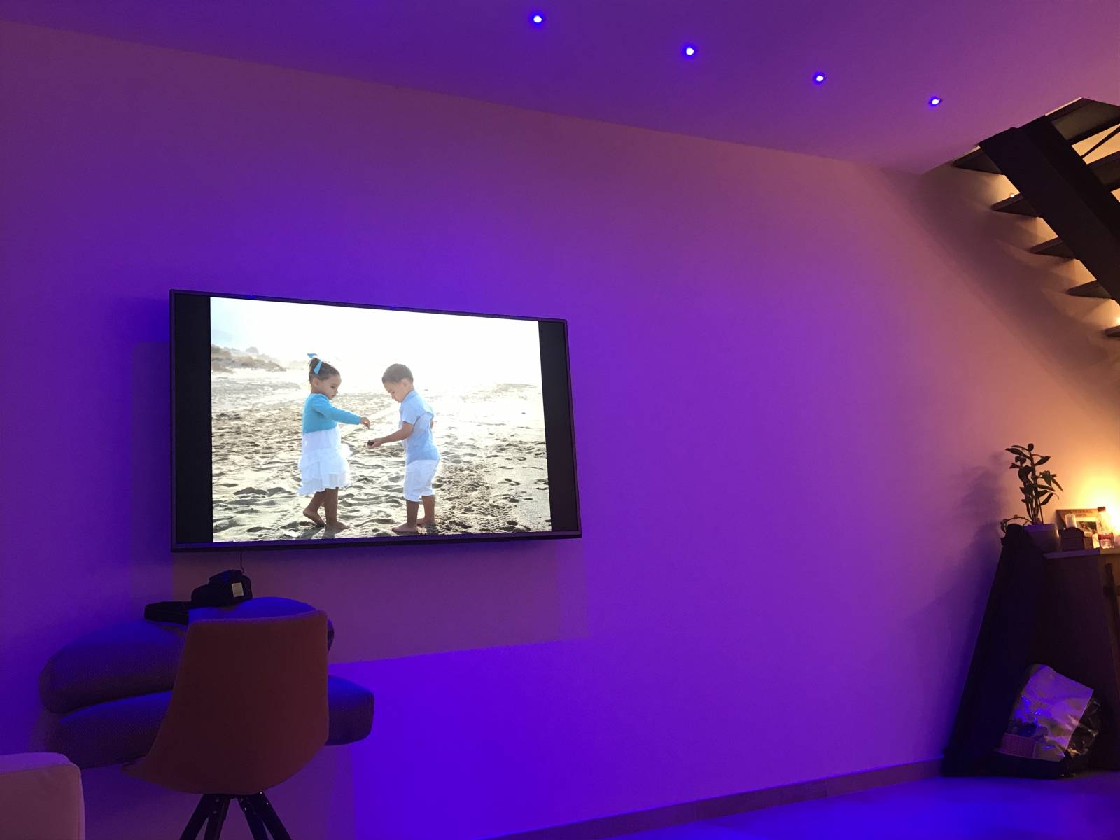 Créez des ambiances lumineuses pour votre intérieur ou votre extérieur avec ENERJ !